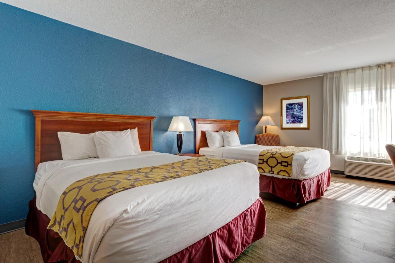 Baymont By Wyndham Salida Hotel Exterior photo