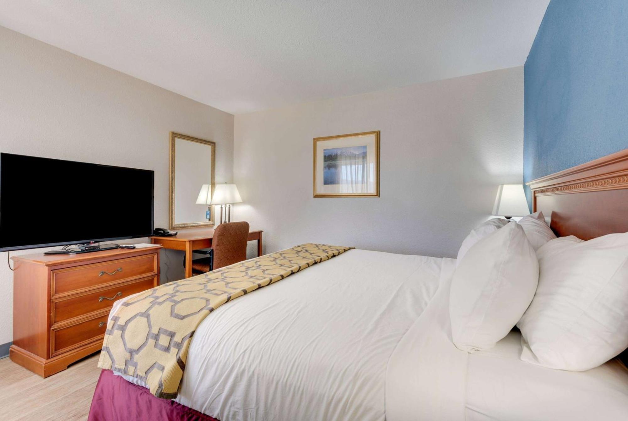 Baymont By Wyndham Salida Hotel Exterior photo