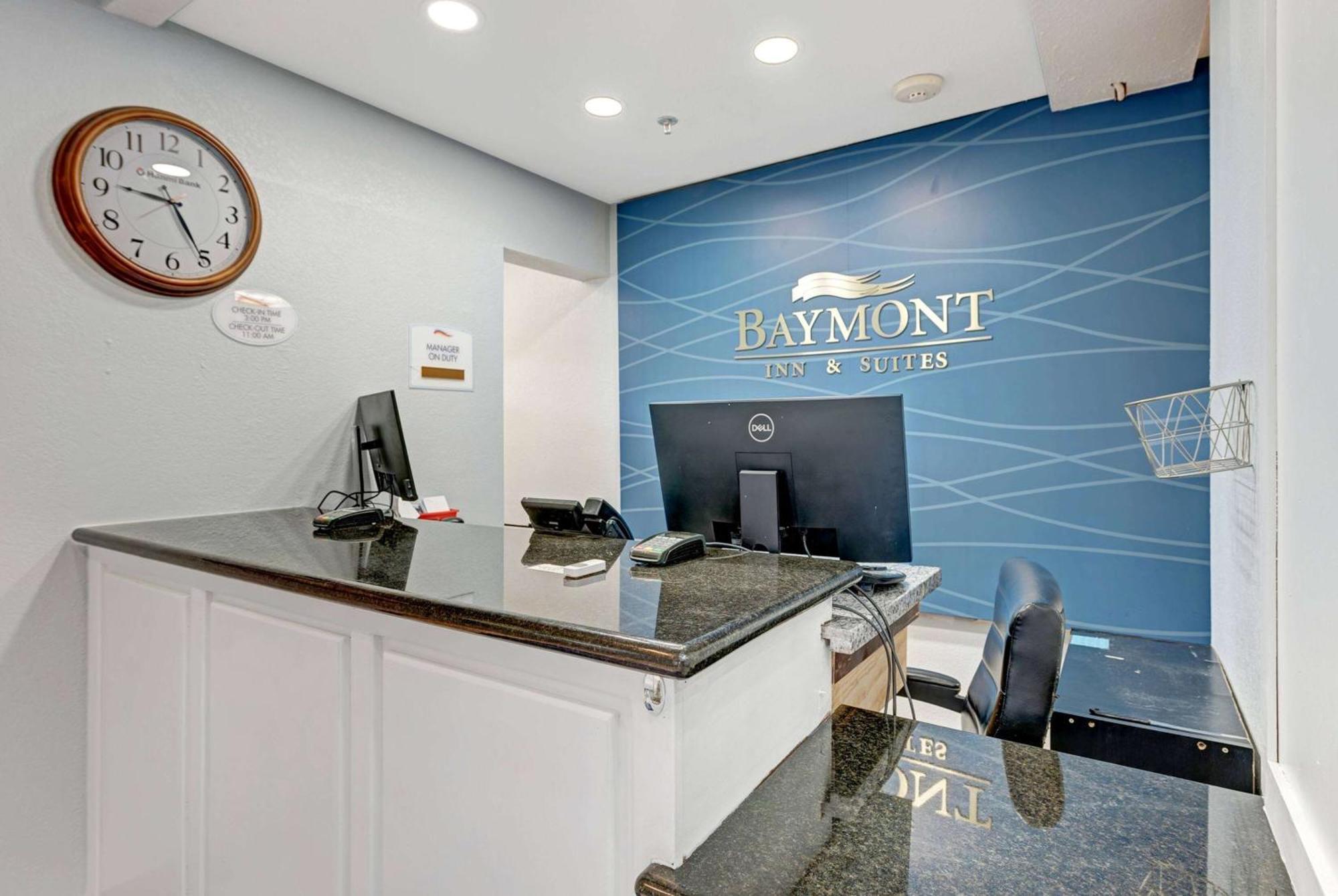 Baymont By Wyndham Salida Hotel Exterior photo